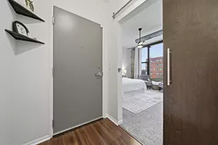 78 E Chestnut St, Columbus, OH 43215 - Photo 1