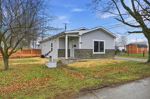 958 Wetmore Rd, Columbus, OH 43224 - Photo 1