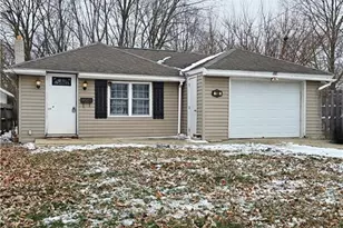 188 S Walnut St, London, OH 43140 - Photo 1