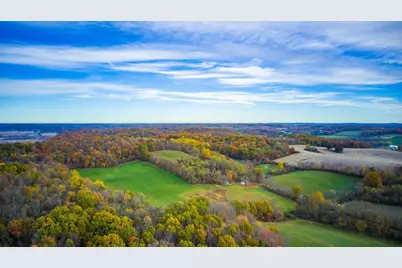 5198 McKinney Crossing NE, Newark, OH 43055 - Photo 1