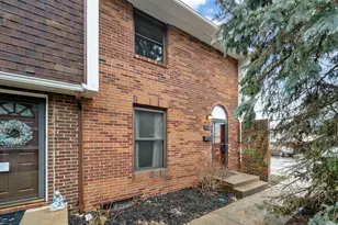 1904 Willoway Cir S, Columbus, OH 43220 - Photo 1