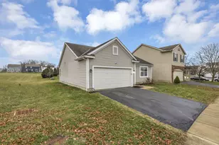 146 Poe Ave, Lithopolis, OH 43136 - Photo 1