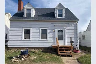 824 N Pierce Avenue, Lancaster, OH 43130 - Photo 1