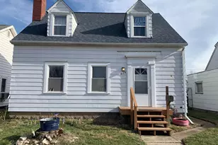 824 N Pierce Ave, Lancaster, OH 43130 - Photo 1