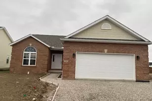 732 Bay Hill Ct, Marion, OH 43302 - Photo 1