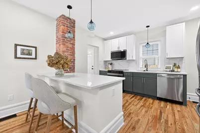 40 E Lakeview Avenue, Columbus, OH 43202 - Photo 1