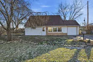 2943 Carol Ave, Grove City, OH 43123 - Photo 1