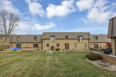 625 Country Club Drive #H-8, Newark, OH 43055 - Photo 1