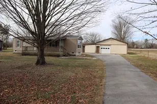 9616 Washington New Marti Road SE, Washington Court House, OH 43160 - Photo 1