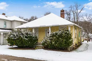 461 Stewart St, Zanesville, OH 43701 - Photo 1