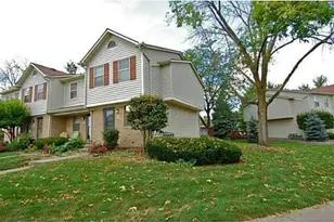 525 Fox Trail Cir E, Westerville, OH 43081 - Photo 1