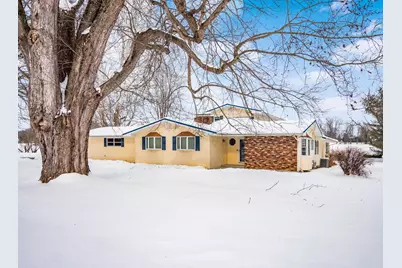 3010 S River Road, Zanesville, OH 43701 - Photo 1