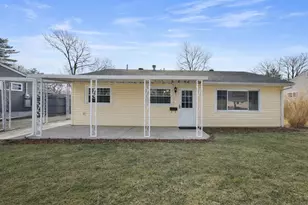 4413 Broadhurst Dr, Columbus, OH 43213 - Photo 1