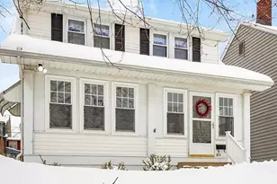 821 Lenox Ave, Zanesville, OH 43701 - Photo 1