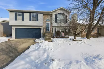 1062 Viewpointe Drive, Columbus, OH 43207 - Photo 1