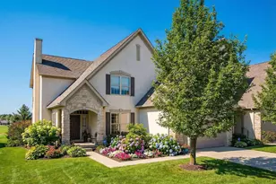 6688 Knoll View Ct, Powell, OH 43065 - Photo 1