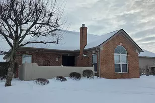 17 Woodberry Dr, Mount Vernon, OH 43050 - Photo 1