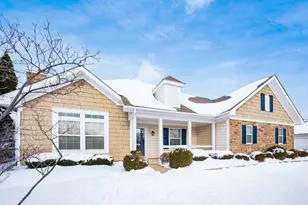 4492 Newport Loop E, Grove City, OH 43123 - Photo 1