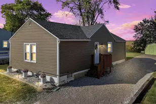 308 W High St, Amanda, OH 43102 - Photo 1