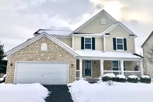 2916 Abbey Knoll Dr, Lewis Center, OH 43035 - Photo 1