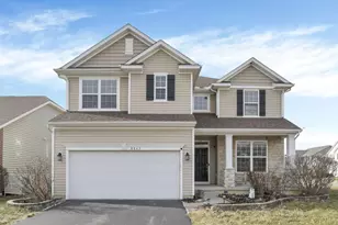 8863 Olenbrook Dr, Lewis Center, OH 43035 - Photo 1