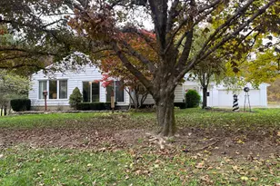 21899 Sycamore Rd, Mount Vernon, OH 43050 - Photo 1