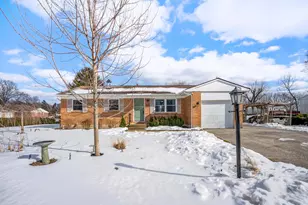 404 Oberlin St, Columbus, OH 43230 - Photo 1