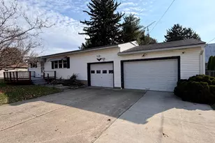 1094 Aldine Dr, Heath, OH 43056 - Photo 1