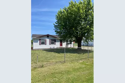 112 E School Street, New Holland, OH 43145 - Photo 1