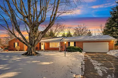 710 Hawthorne Drive, Circleville, OH 43113 - Photo 1