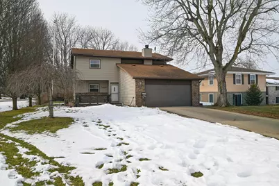 819 Laura Drive, Marion, OH 43302 - Photo 1