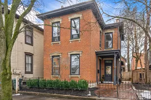 135 E Whittier St, Columbus, OH 43206 - Photo 1
