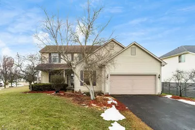 912 Mahle Drive, Reynoldsburg, OH 43068 - Photo 1