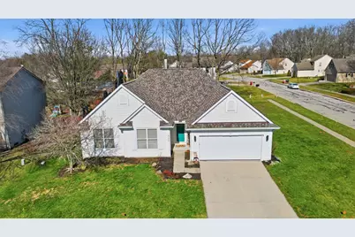 300 Shawnee Loop S, Pataskala, OH 43062 - Photo 1