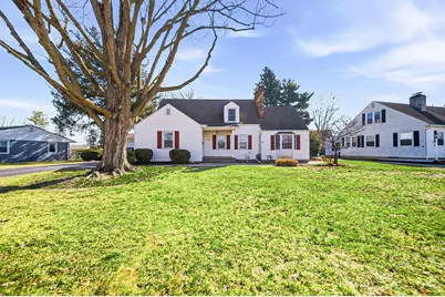 825 Lincoln Drive, Washington Court House, OH 43160 - Photo 1