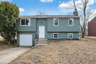 3745 Wynds Dr, Columbus, OH 43232 - Photo 1