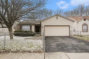 793 Crevis Ln, Columbus, OH 43228 - Photo 1