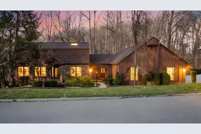 905 Center Court, Zanesville, OH 43701 - Photo 1