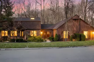 905 Center Ct, Zanesville, OH 43701 - Photo 1