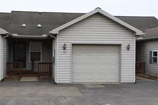 112 W Hamtramck St, Mount Vernon, OH 43050 - Photo 1