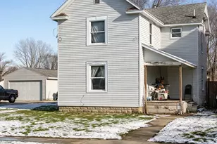 416 Thompson St, Marion, OH 43302 - Photo 1