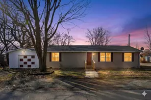 215 Barton St, Ashley, OH 43003 - Photo 1
