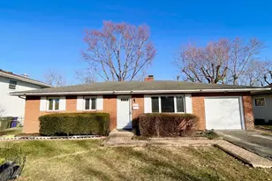 5352 Hazelwood Rd, Columbus, OH 43229 - Photo 1