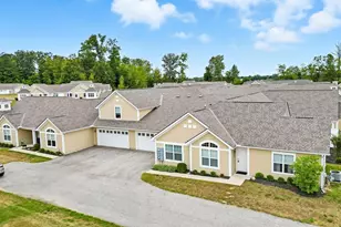 610 Newport Ln, Buckeye Lake, OH 43008 - Photo 1