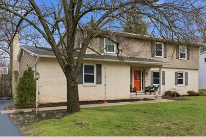 1448 Clubview Boulevard N, Columbus, OH 43235 - Photo 1