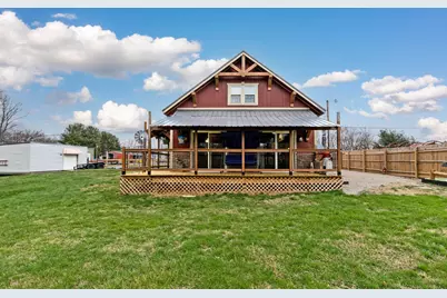 374 Center Street, Gratiot, OH 43740 - Photo 1