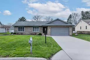 535 Garden Pl, Marion, OH 43302 - Photo 1