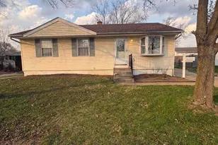 882 Grenada Rd, Columbus, OH 43207 - Photo 1