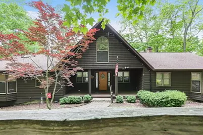 1640 Cardinal Hill Lane, Sugar Grove, OH 43155 - Photo 1