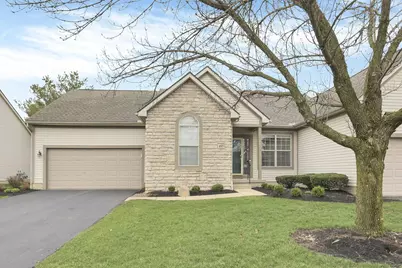 157 Pebble Creek Drive, Pataskala, OH 43062 - Photo 1